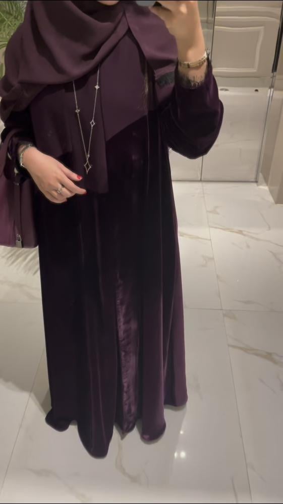 عباية شتوية مخمل راقية