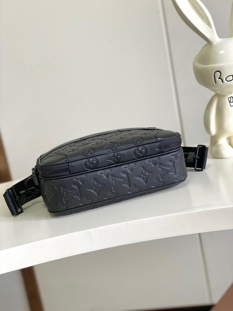 Elegant Monogram Bag – Limited Edition