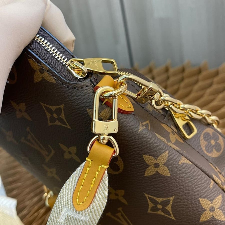Stylish Canvas Shoulder Bag – Limited Edition