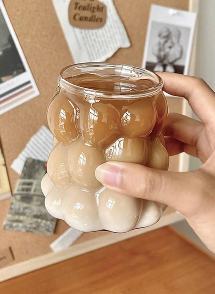 Simple vertical lines water cups