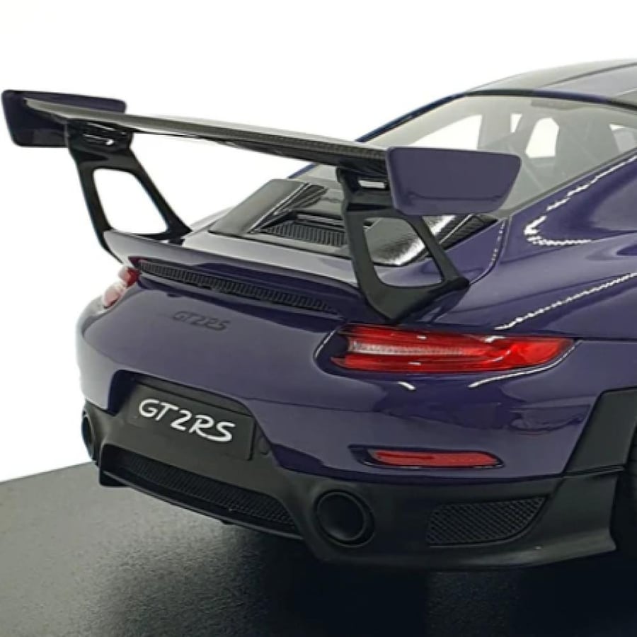 GT Spirit Porsche 911 911.2 GT2 RS