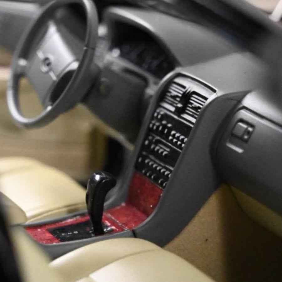 Lexus LS400