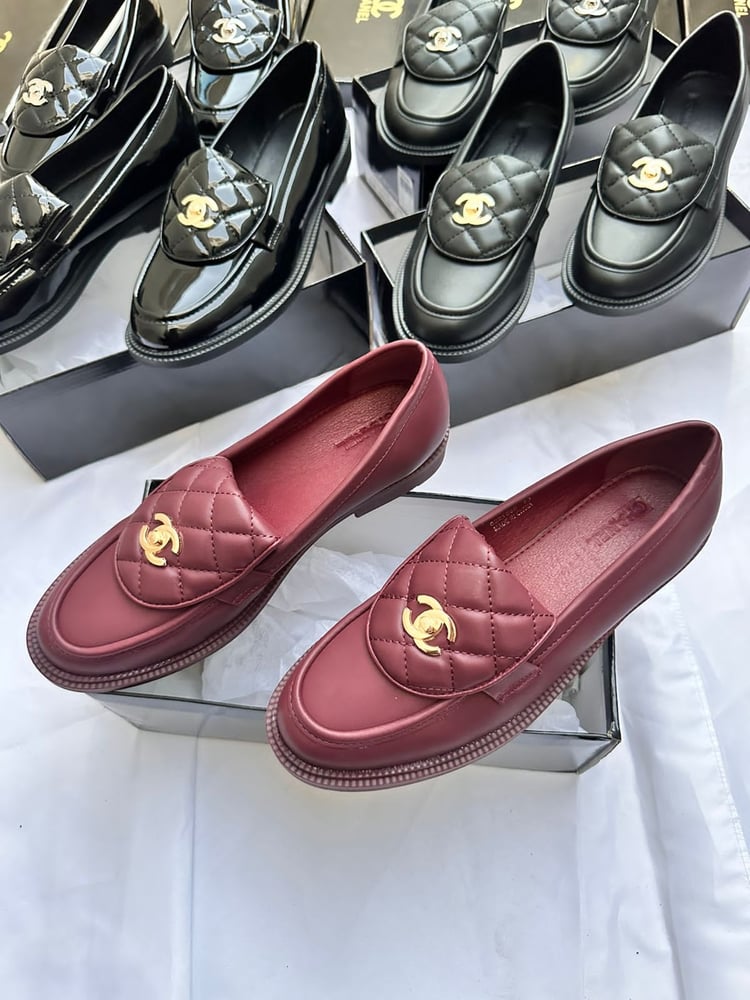 شوز شانيل (Chanel) لوفر كلاسيكي