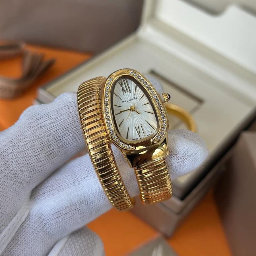 ساعة يد نسائية من بولغاري BVLGARI ⌚️