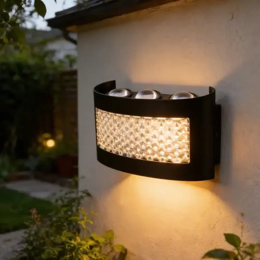 جداري بوابة خارجي اسود شفاف لون الانارة اصفر 6 عيون 10 واط LED