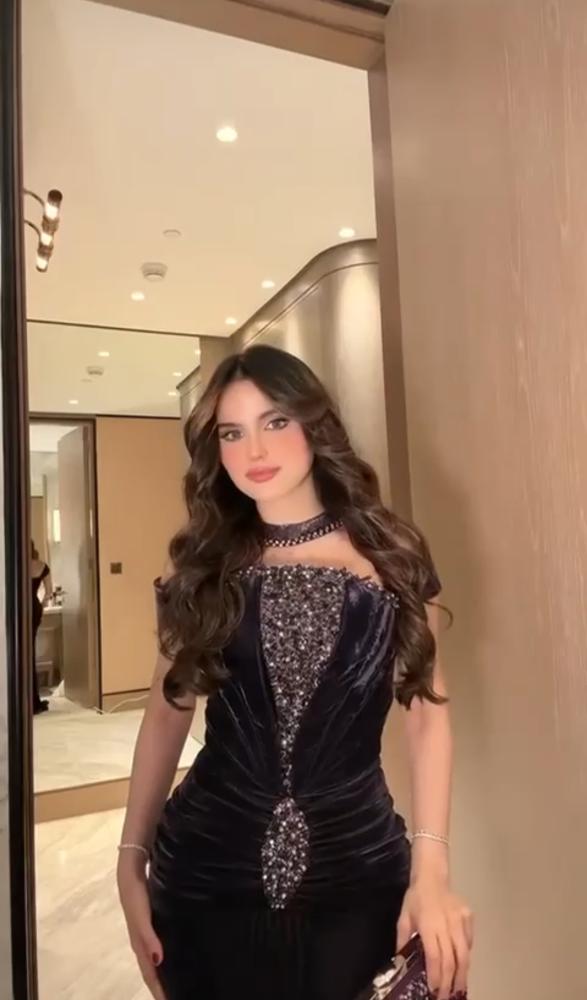Smile dress