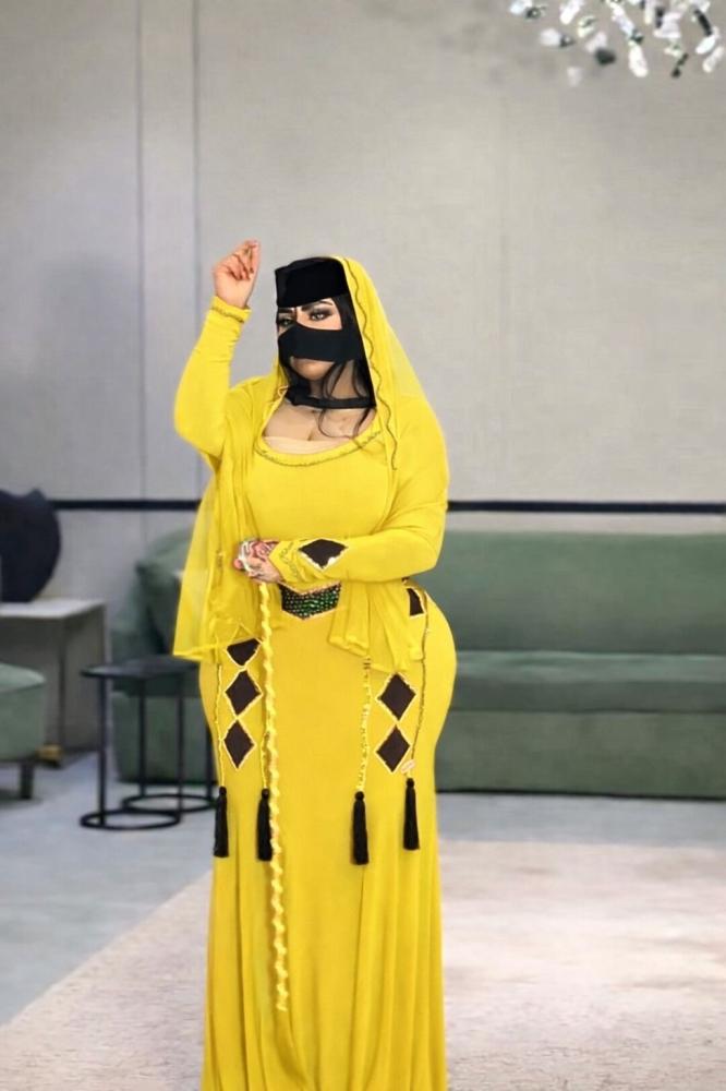 فستان كرستال