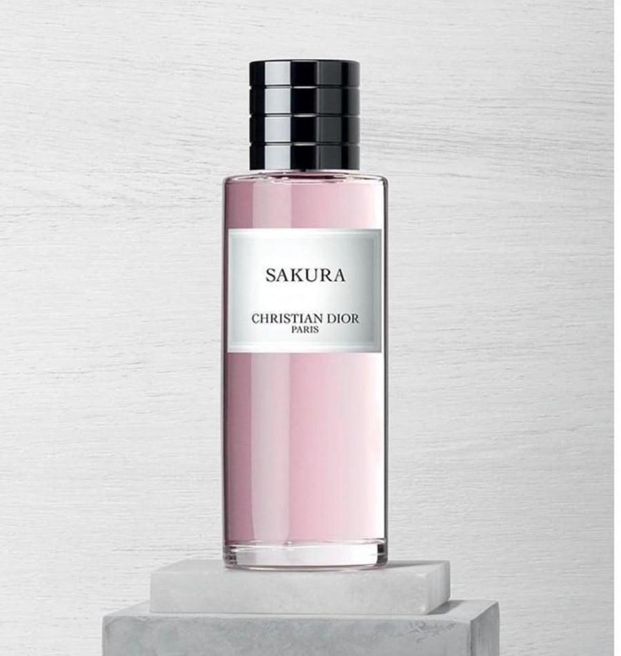 عطر ديور ساكورا او دو بارفان 250مل