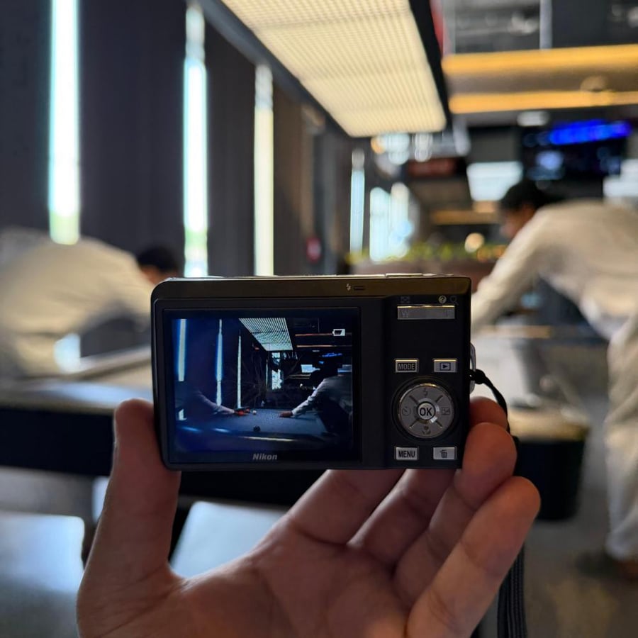 COOLPIX S550