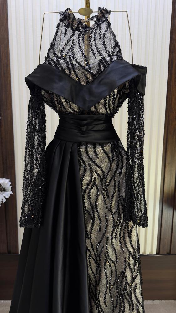 Elegant evening dress, evening bag, padded, Tuffah