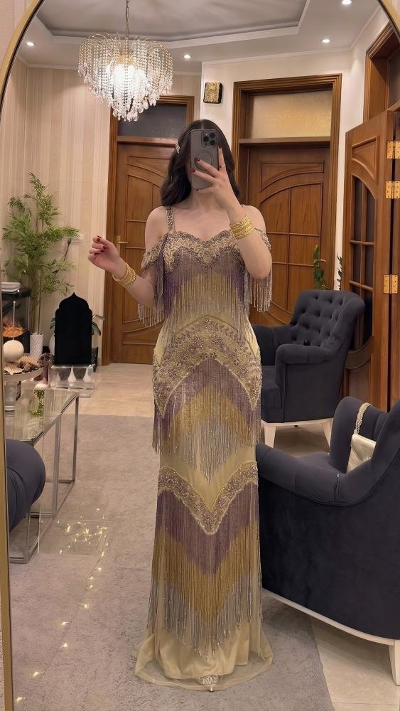 فستان سهرة شك على هدب خرز فاخرة