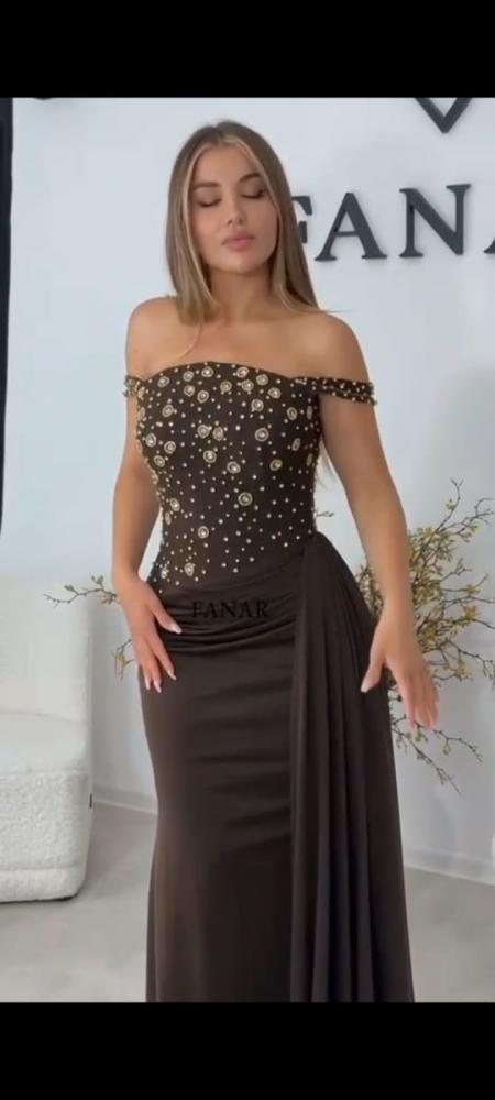 فستان نسايم