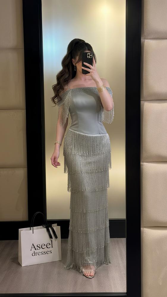 فستان سهرة رصاصي هدب خرز فاخر