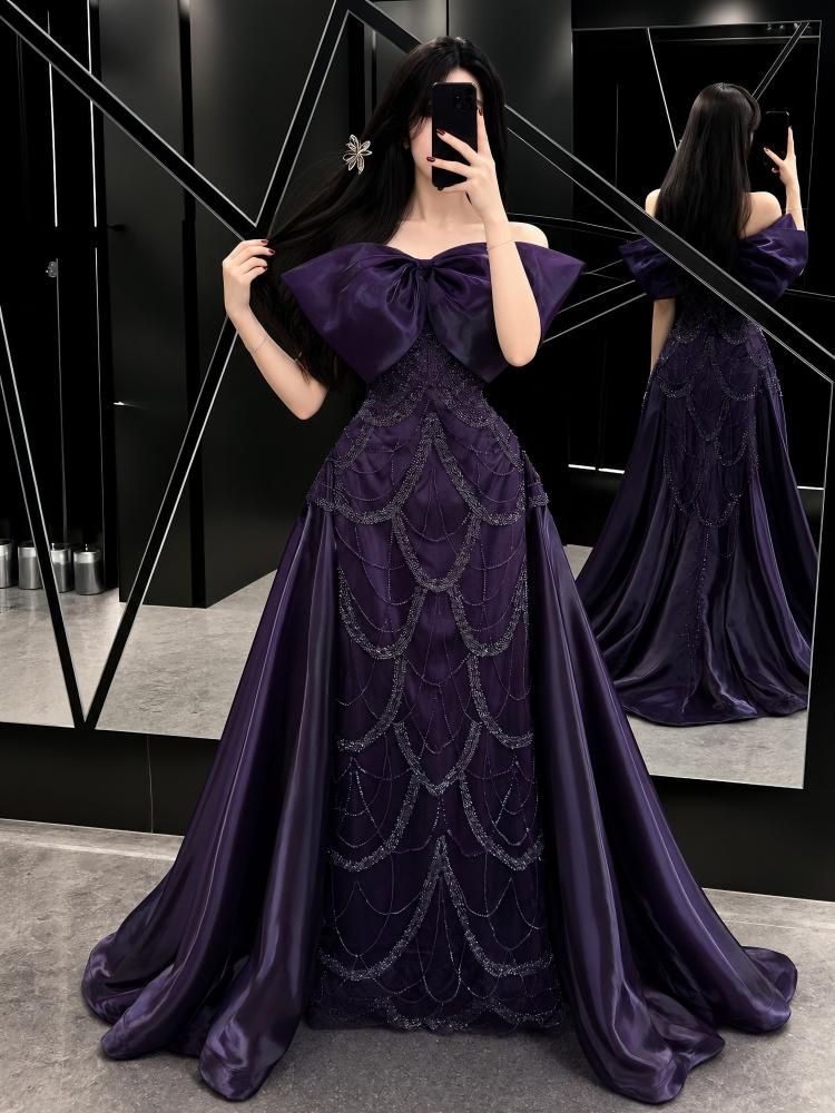 فستان سهرة سلاسل على ذيل ميكادو لمعه