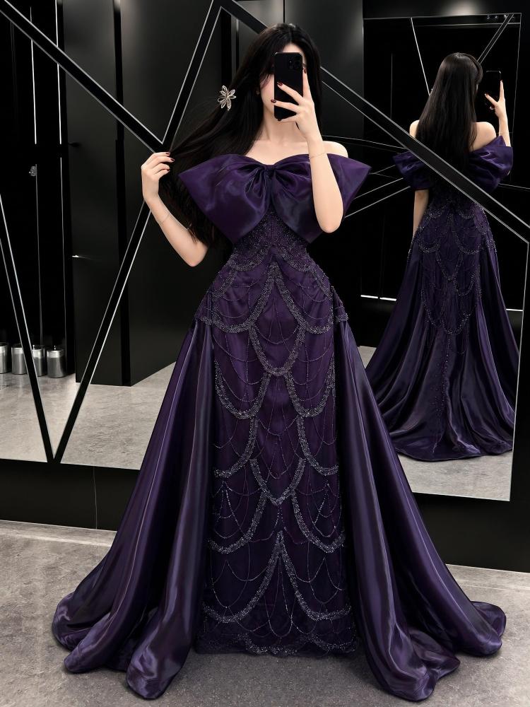 فستان سهرة سلاسل على ذيل ميكادو لمعه