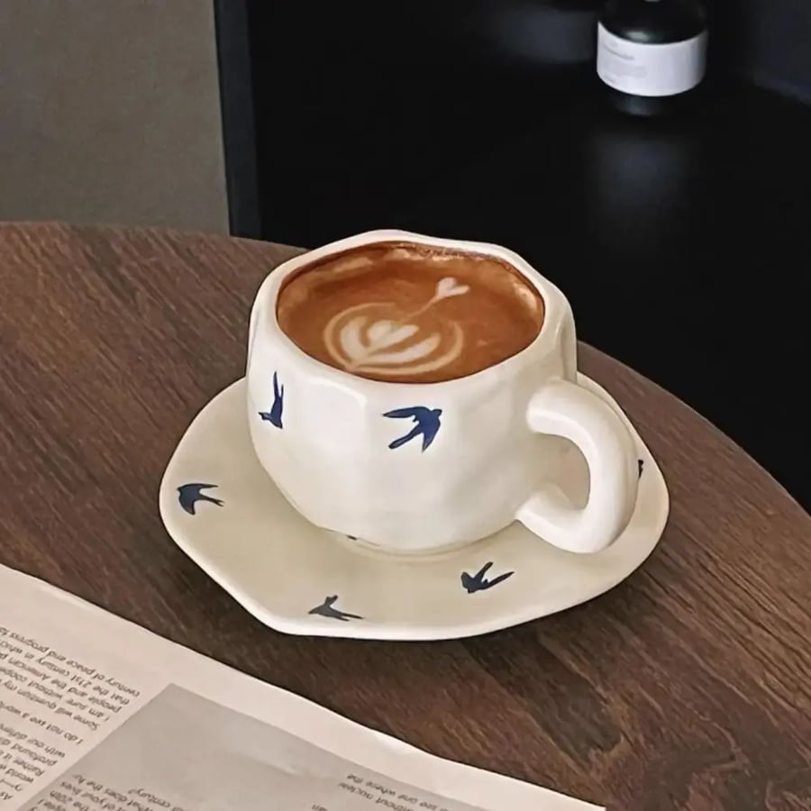 كوب وصحن سيراميك غير متكافئ يدوي 1