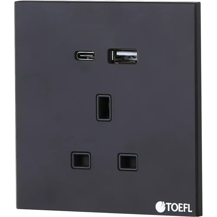 فيش ثلاثي مع منفذ يو اس بي USB مع تايب سي TYPE C لون بيانو ا