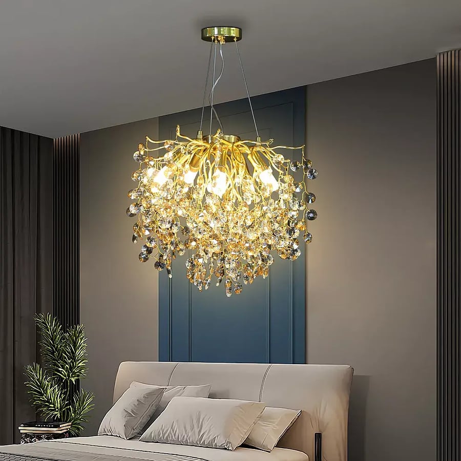 ثريا مودرن تصميم بلمسه ذهبي شفاف عسلي إضاءة راقيه E14 6L قطر