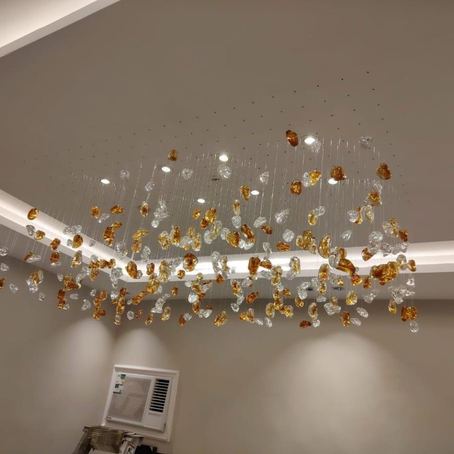 ثريا مستطيل طول 160سم وعرض 80سم لون عسلي و شفاف
