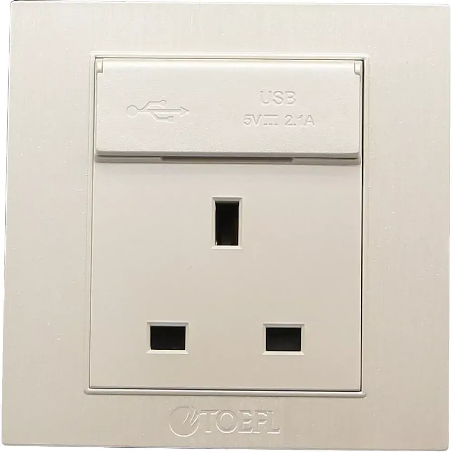 فيش ثلاثي مع منفذ يو اس بي USB مع تايب سي TYPE C لون لولي فا