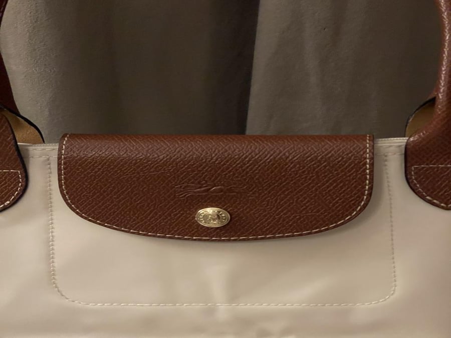 Longchamp L - beige