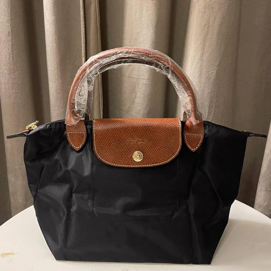 Longchamp S -اسود