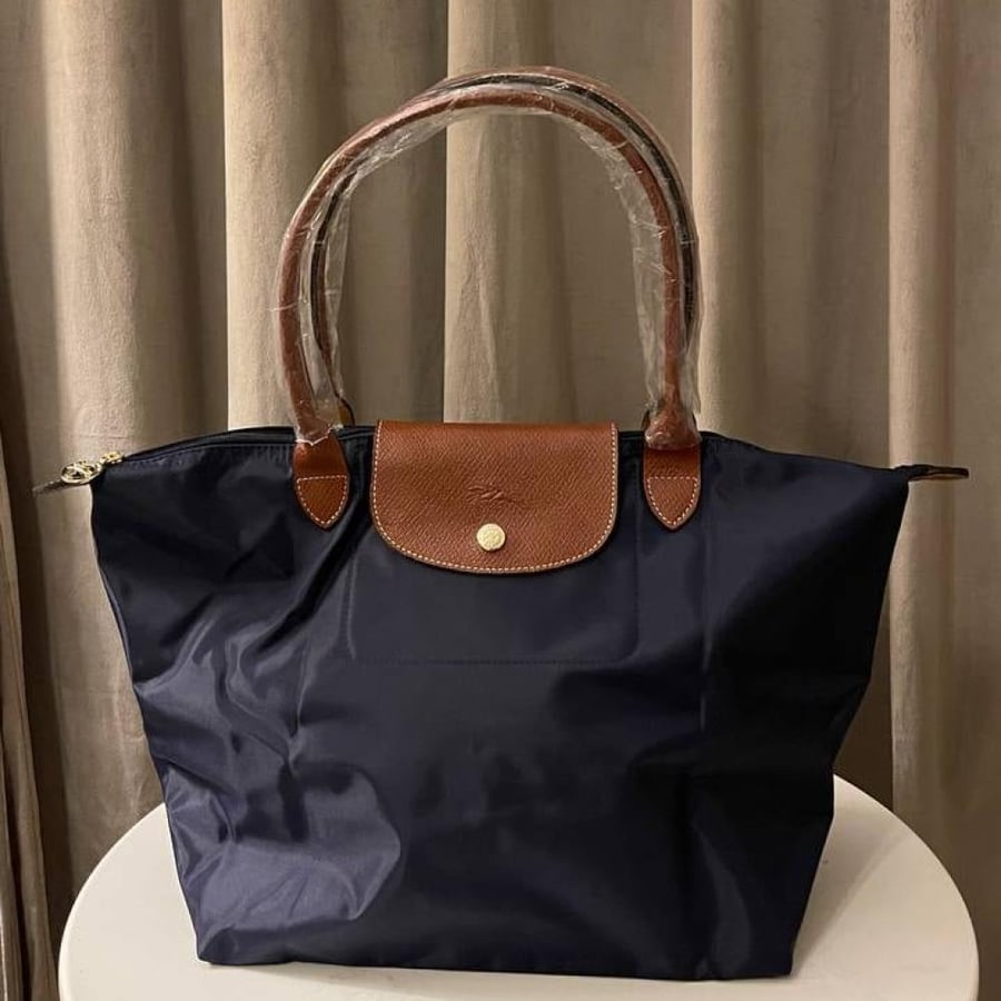 Longchamp L - كحلي