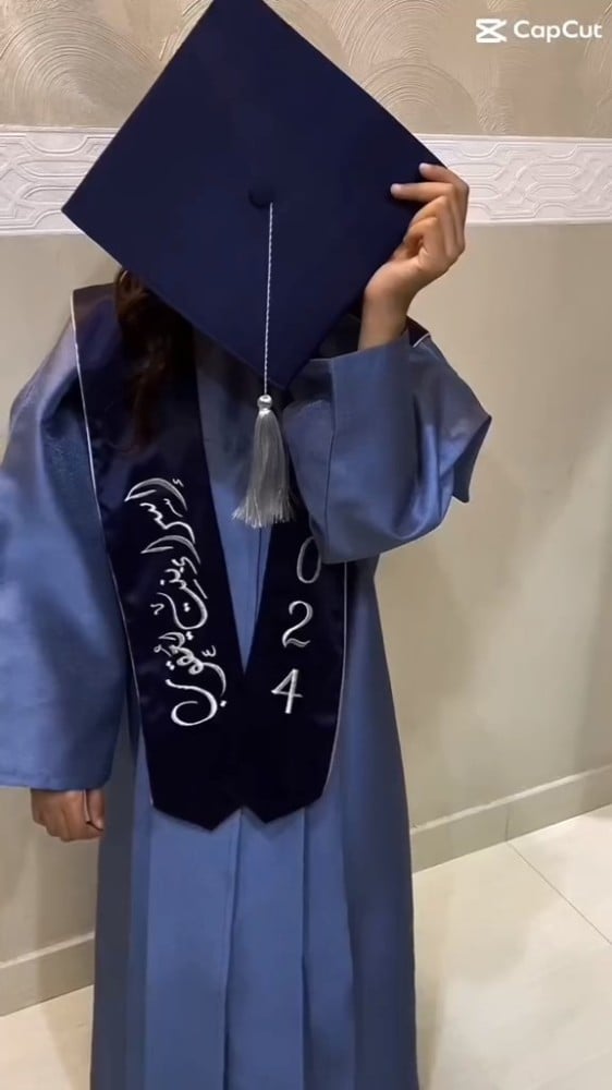 عبايات تخرج