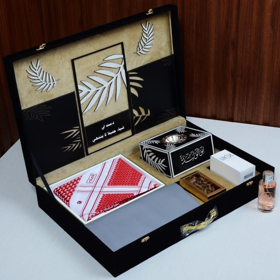 شماغ 2024 من ماركة هشتاغ قطن