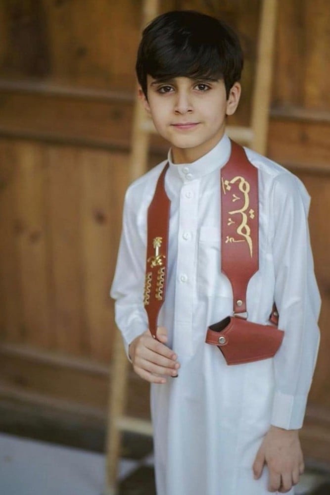مجند اطفال (لون بني) الاسم حسب الطلب