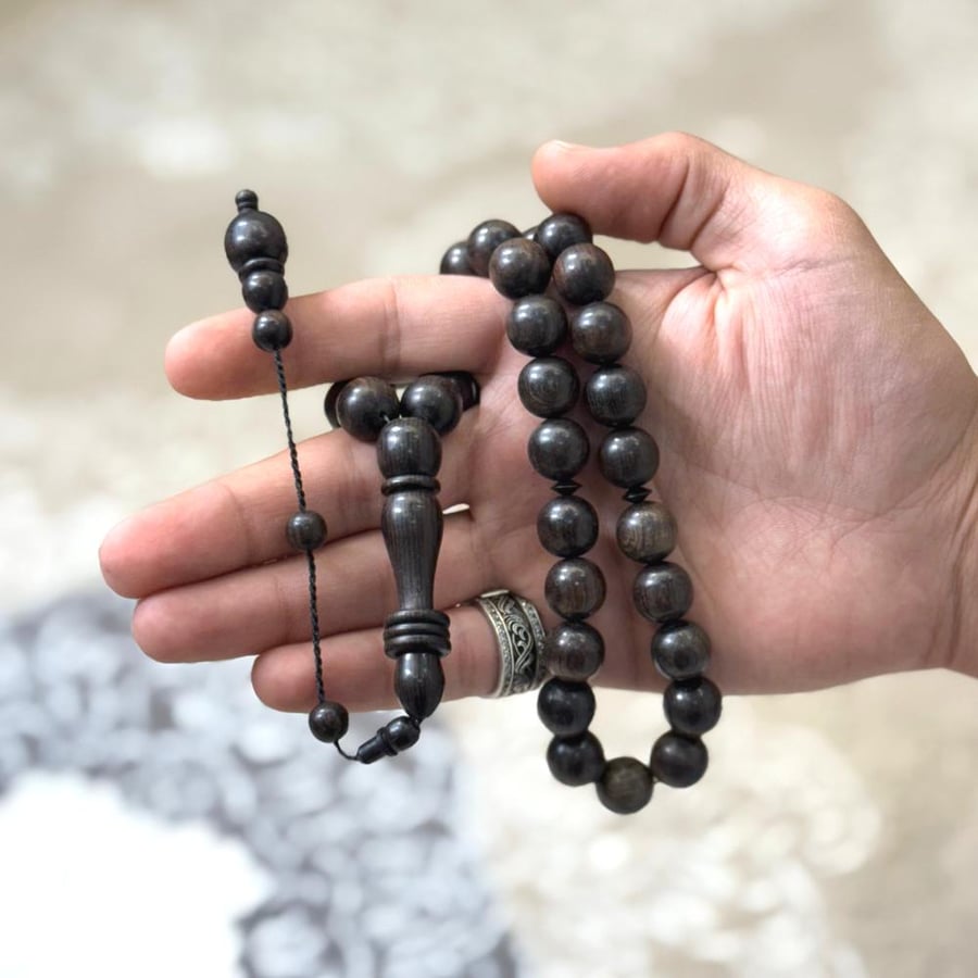 سبحة افنوس دائري العدد 33 بني داكن