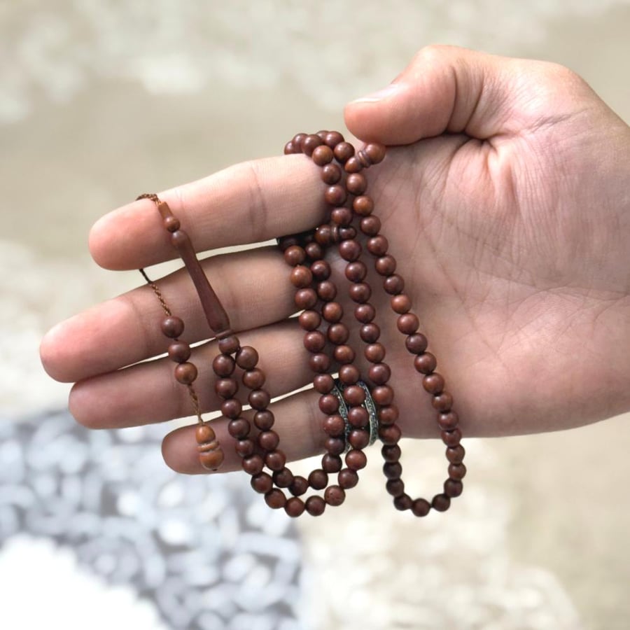سبحة كوك عدد الخرز 99 بني