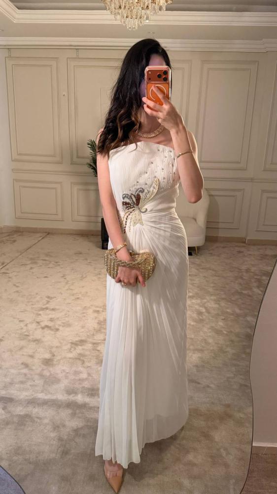 Lailat Al-Qamar dress