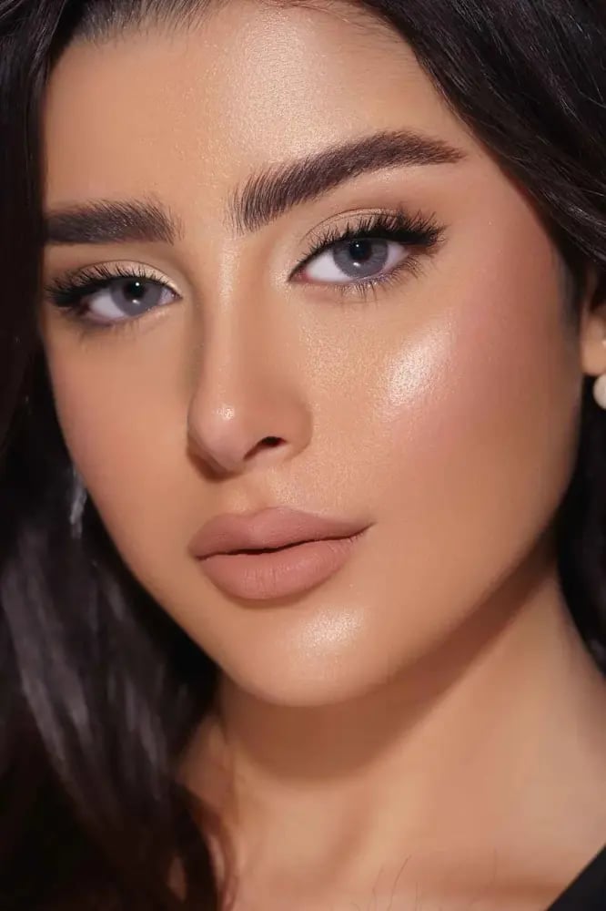 عدسات لاصقة ملونة يومية من افل - لون ارجينت