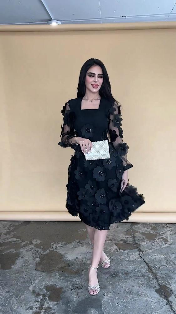 فستان سهرة ميد مزين بلورود