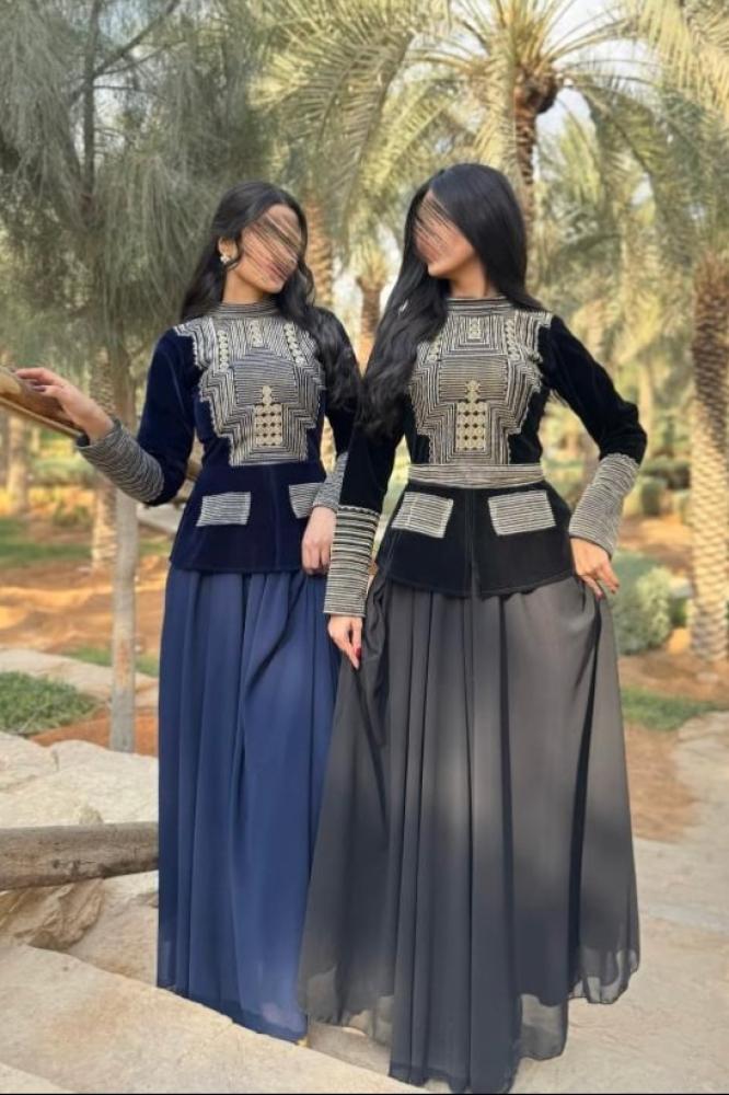 فستان ليوم التأسيس بعدة الوان