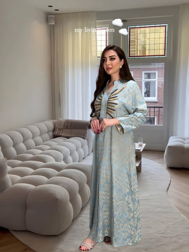 جلابية سماوي مطرزة بالون الذهبي