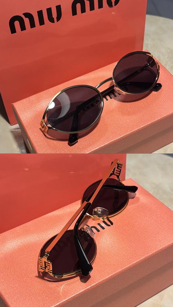 نظارة نسائية MIU MIU LILI