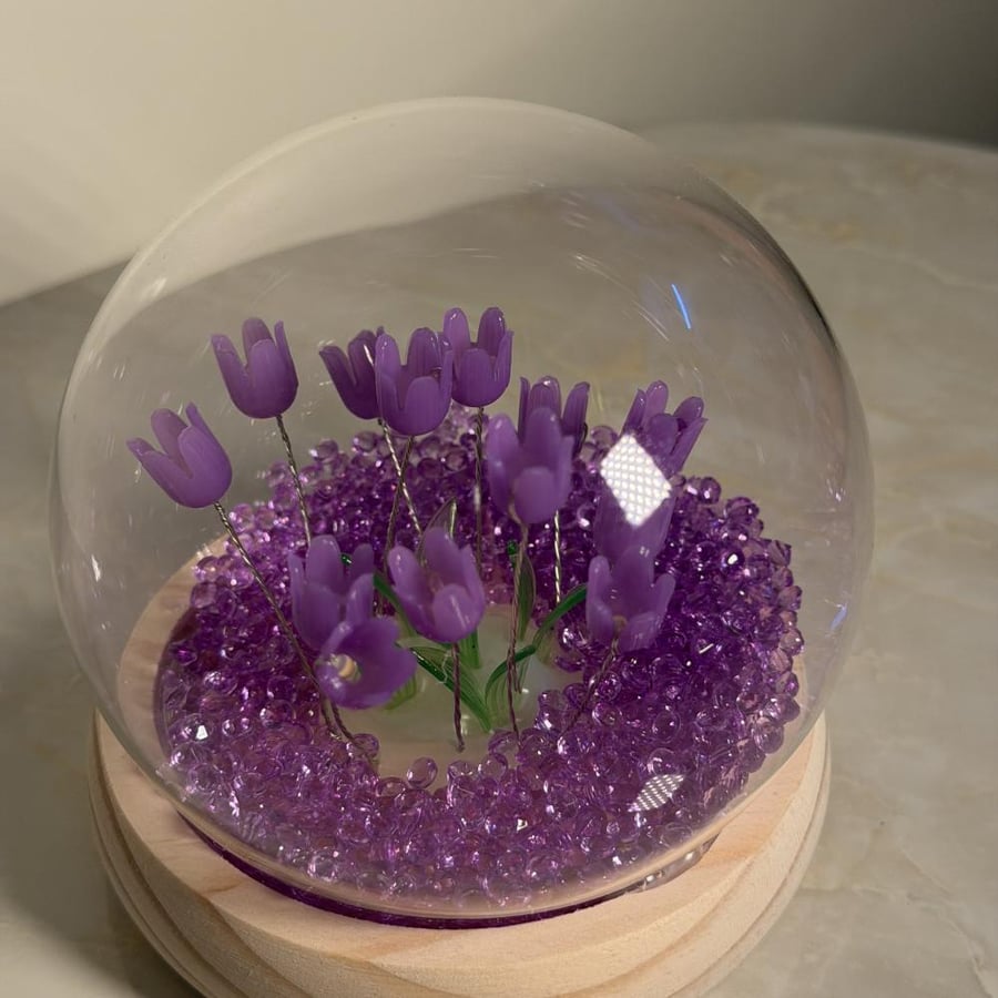 بلورة Mauve tulips