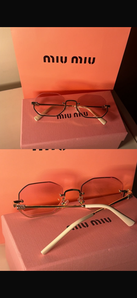 نظارة نسائية MIU MIU PINK