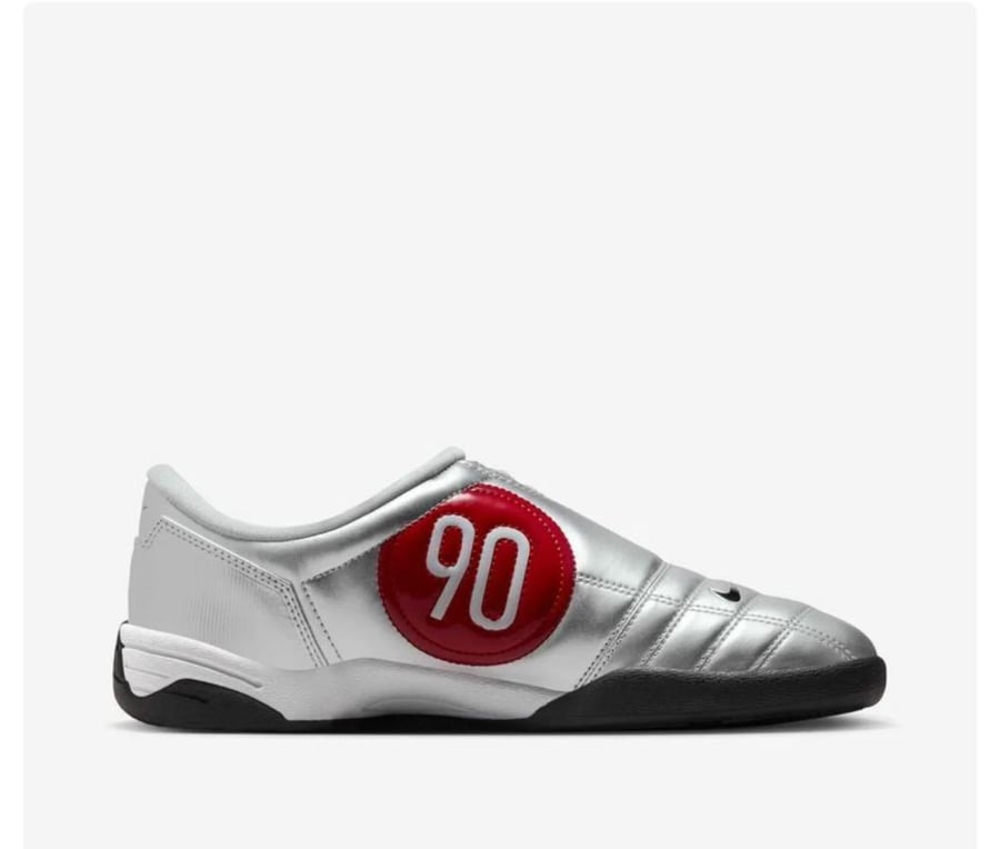 نايكي توتال 90