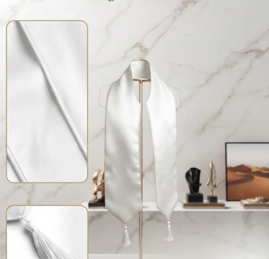 طباعة  على وشاح (طباعة مخصصة - يتطلب إرفاق تصميمك)".
