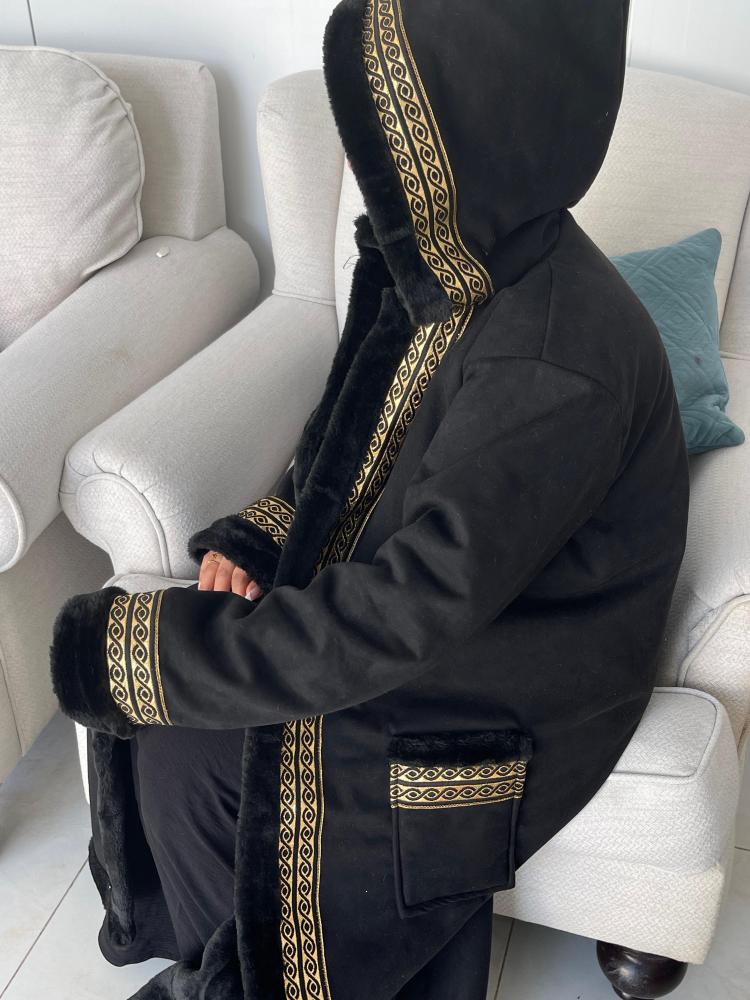 فروة شتوية نسائية مبطنة
