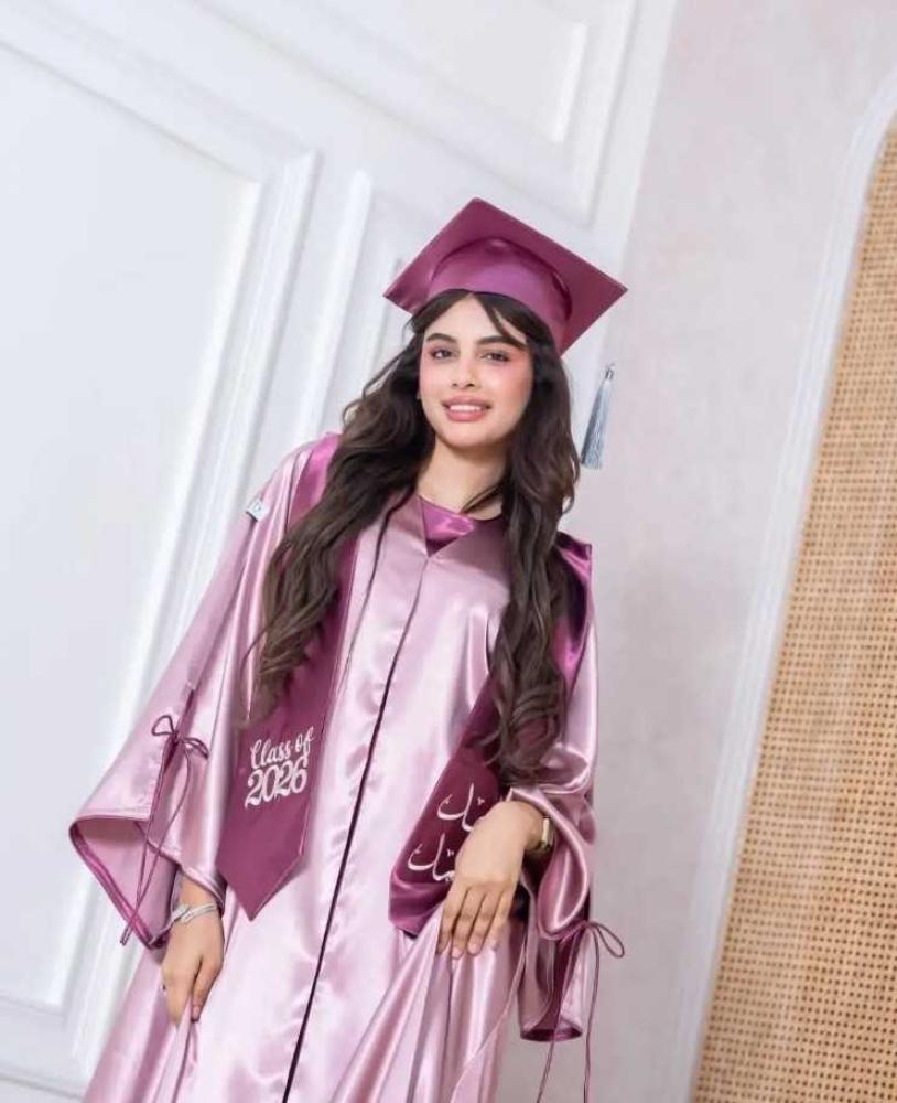 عباية تخرج زهري 2026