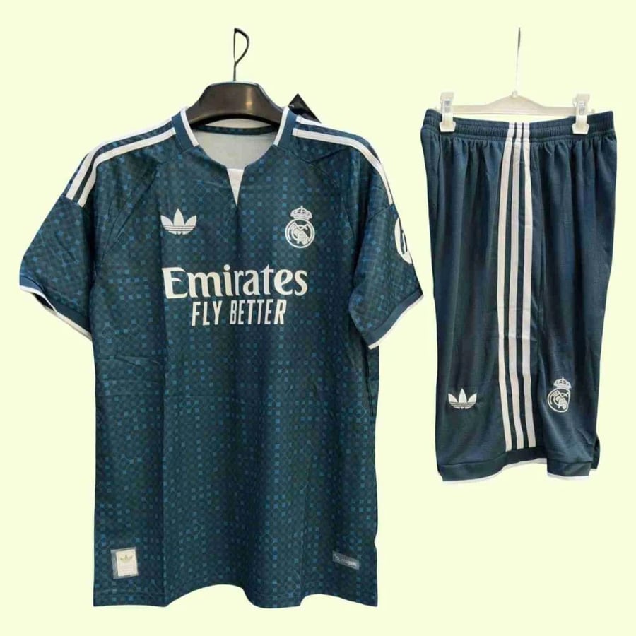 طقم ريال مدريد الاحتياطي الاخضر الجديد 2027