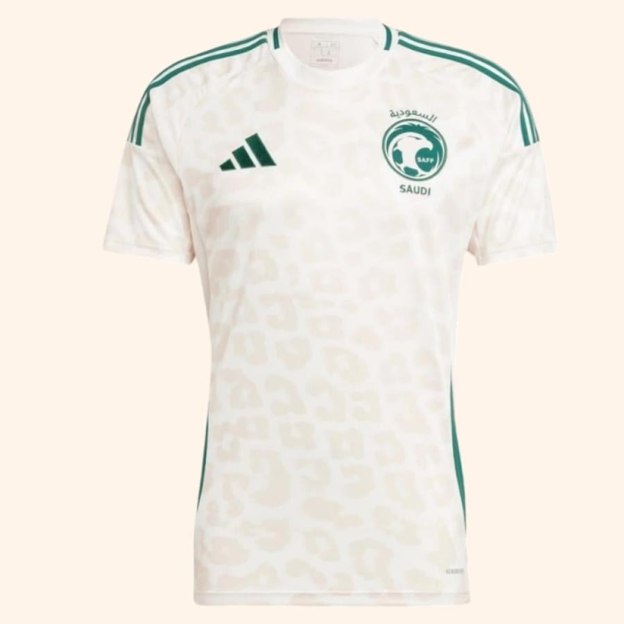 تيشيرت المنتخب السعودي الابيض الثاني الاحتياطي مقاس جامبو