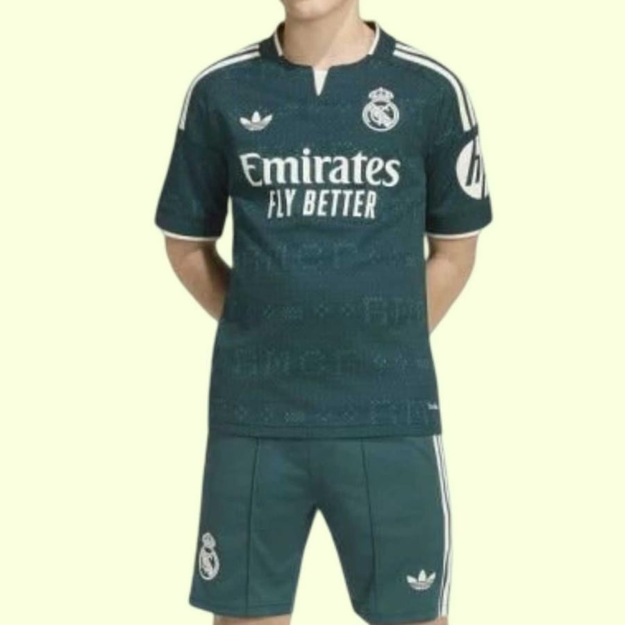طقم ريال مدريد الاحتياطي مقاس اطفال 2027