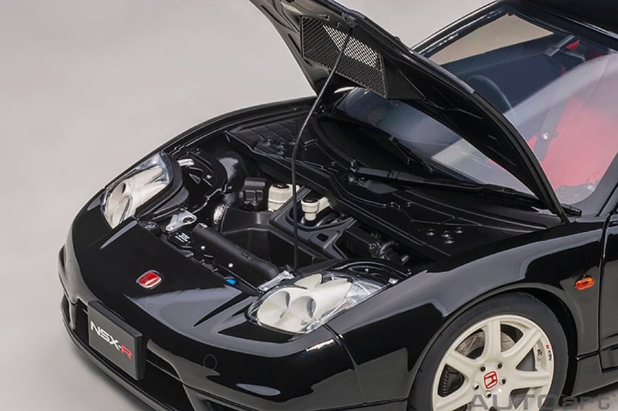 1/18 Autoart 73216  HONDA NSX-R (NA2)(BERLINA BLACK)