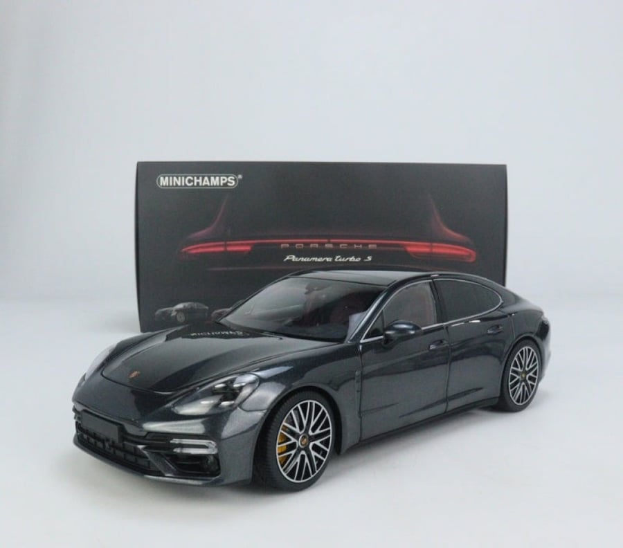 Porsche Panamera Turbo S 2020 Brand: Minichamps  Scale: 1/18 Color: Grey   Limited Edition : 1 of 504 Units SKU : 113061073