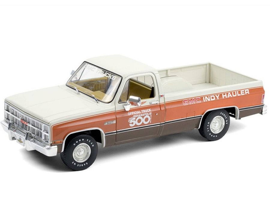 Greenlight 13564 1983 Gmc Sierra Classic 1500 67th Indianapolis 500 Mile 1:18 White Red